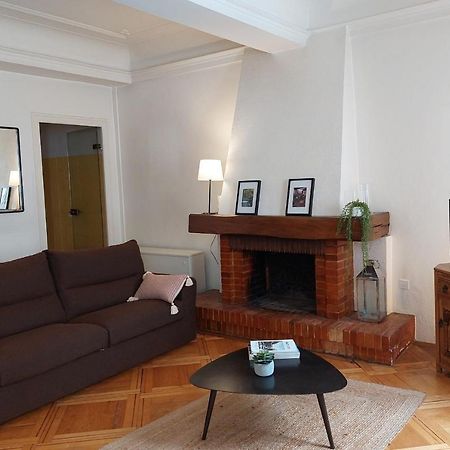 Le Vintage - Appartement En Plein Coeur De La Vieille Ville アヌシー エクステリア 写真